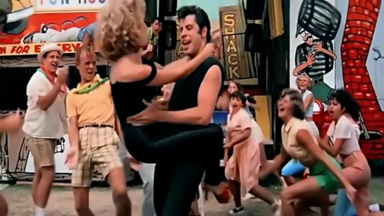 John Travolta & Olivia Newton John - You're The One That I Want