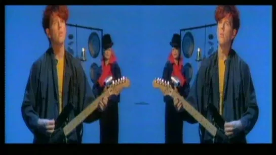 Thompson Twins - Hold Me Now