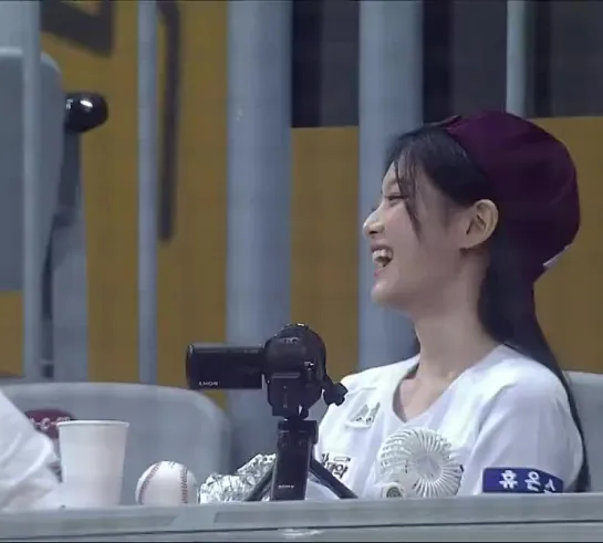 230808 Loossemble Hyunjin ceremonial pitch for Kiwoom vs Lotte