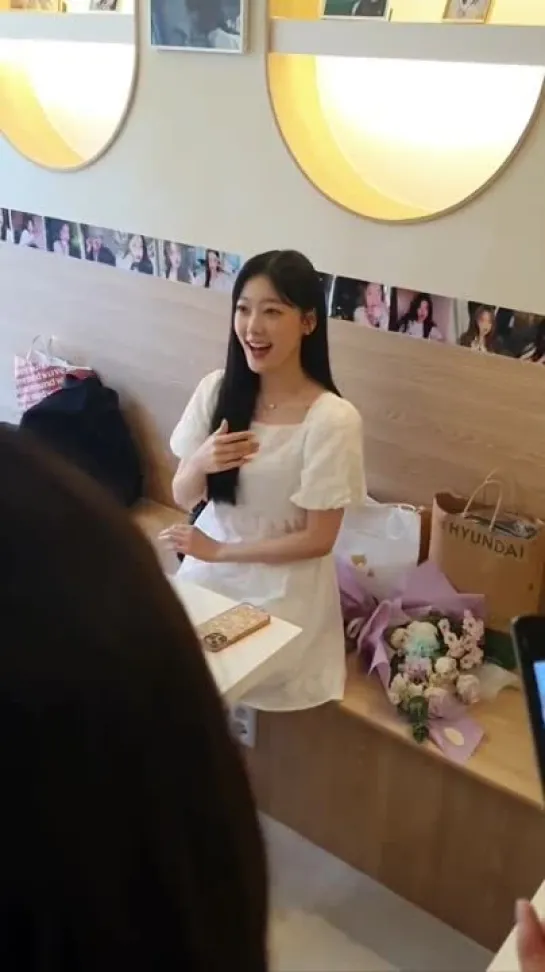 230604 Choerry visiting her birthday cafe event