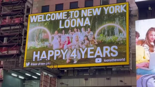 LOONA 4th Anniversary Ad (2022) @ New York Times Square