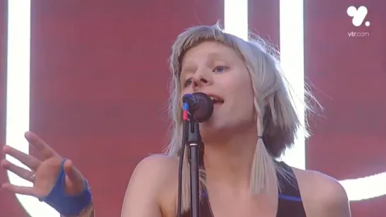 Aurora - Gentle Earthquake (Live Lollapalooza Chile 2018)