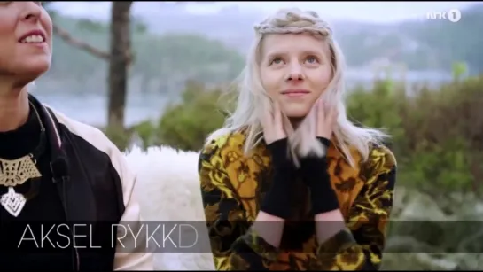 AURORA в номинации  Best New Act (русские субтитры)