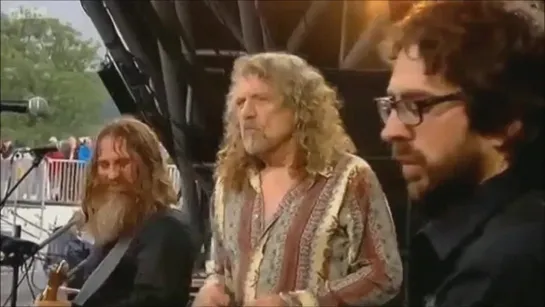 Robert Plant and the Sensational Space Shifters - The Enchanter (Live at Glastonbury Festival on 28 June 2014)