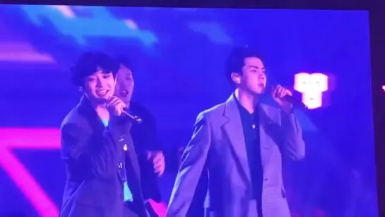 180713 -ElyXiOn dot in Seoul _ SEHUN 세훈 x CHANYEOL New Stage WE YOUNG