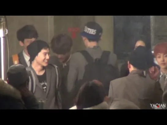 |FANCAM| 130308 MV filming at Hankuk Academy of Foreign Studies (Chanyeol)