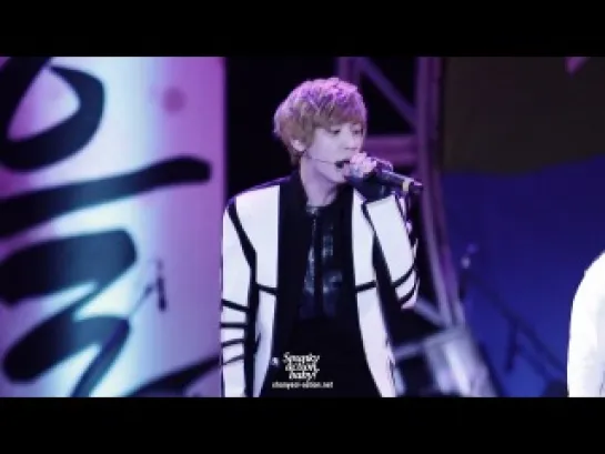 [Fancam] 121012 @ Cheorwon Taebong Concert_Chanyeol rap(2)