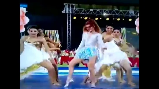 Jacqueline Fernandez dance at vivo Ipl 2018