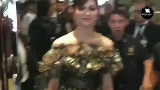 Beautiful Urvashi Rautela Arrival At IIFA 2018 Thailand