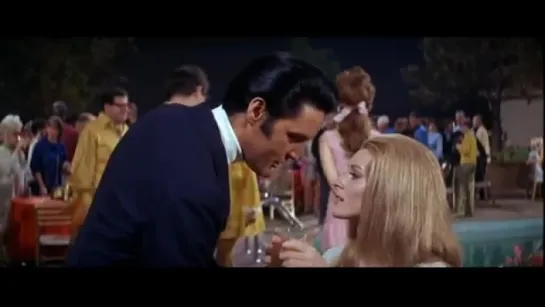 Elvis Presley – A Little Less Conversation (Original Movie Version)