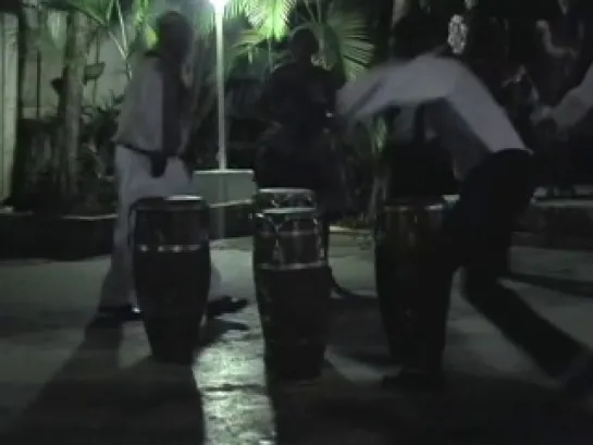 ﻿TREMENDO VACILON - a panorama of cuban music & dance