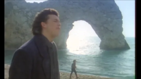 Tears For Fears - Shout