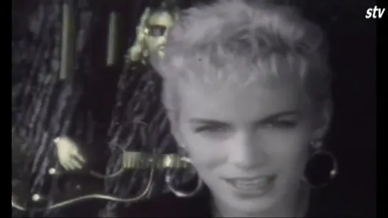 Eurythmics - Miracle Of Love