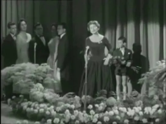 Победитель евровидения 1956 Lys Assia "Refrain"