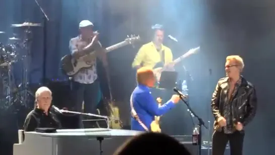 Brian Wilson Band & Billy Idol - Surfin USA + Fun, Fun, Fun (live in LA, September 12, 2019)