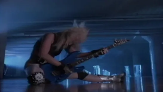 Lita Ford - Kiss Me Deadly