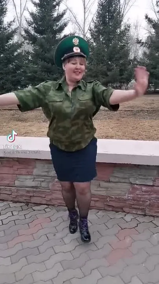 Всем хорошего настроения🤩