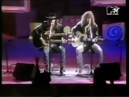 Jon Bon Jovi & Richie Sambora - Living on a Prayer + Wanted Dead or Alive (at MTV VMA's 1989)