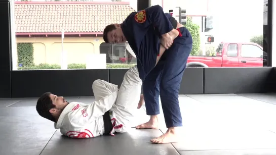 Caio Terra - 1 SAME SIDE GRIP LAPEL LASSO PASS