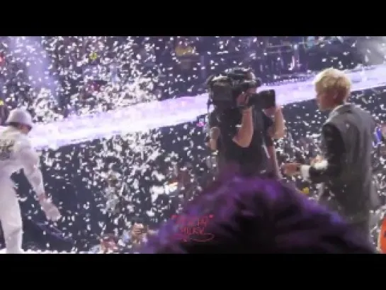 [FANCAM] 131122 Tao & Sehun Focus @ MAMA 2013 Ending