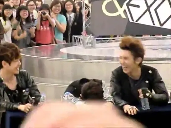 [FANCAM] 120525 Baekhyun, Chanyeol & D.O. Focus @ Fansign Event