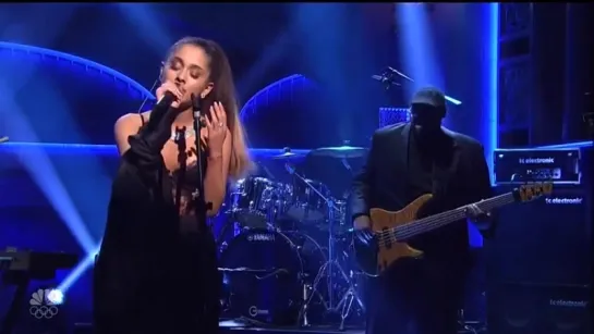 Ariana Grande — Dangerous Woman (Live @ Saturday Night Live)