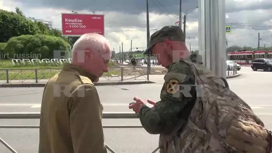 Жители Петербурга едва не подрались у здания ЧВК Вагнер Центра из-за Пригожина и службы в частной военной компании