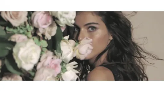 The Essence of a Blossom Queen - Intimissimi