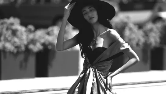 Supermodel Daniela de Jesus Cosio in Haute Couture by Benjamin Kanarek for ELLE