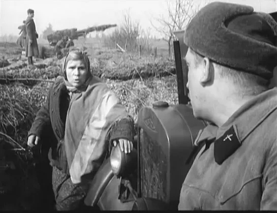 Фильм "У твоего порога" (1962)