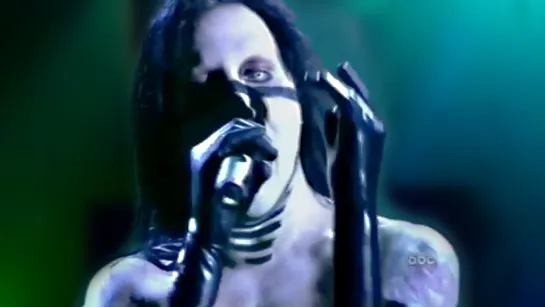 Marilyn Manson - Disposable Teens - Live at  American Music Awards (2001 Britney Spears presents) - 720