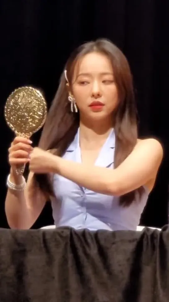 220625 Fansign 𝐌𝐨𝐤𝐤𝐞𝐭𝐒𝐡𝐨𝐩 - Vivi LOONA