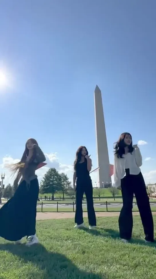 230922 Loossemble - Looble_tok: Sensitive Challenge ft. Yeojin, Gowon, Hyeju (Loossemble in US DC Ver.)