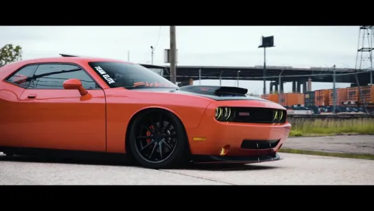 Dodge Challenger Hemi