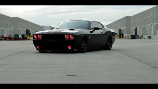 DODGE SRT8 392 CHALLENGER