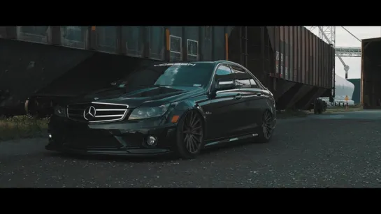 Mercedes AMG C63