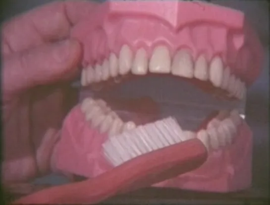 Toothache / Dandan Dard (1980) dir. Toothache