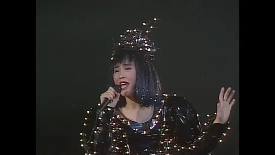 Seiko Matsuda 松田聖子「瞳はダイアモンド」（Super Diamond Revolution より）