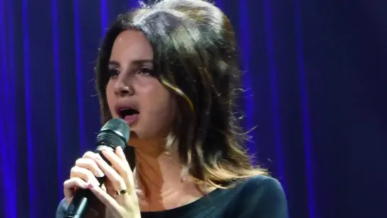 Lana Del Rey – Love (Live @ «O2 Academy Brixton»)