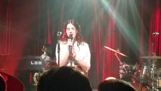 Lana Del Rey – Love (Live @ «SXSW»)