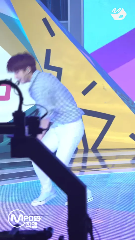 200518 [FANCAM] TXT  ‘9와 4분의 3 승강장에서 너를 기다려(Run Away)’ @ TXT Comeback Show