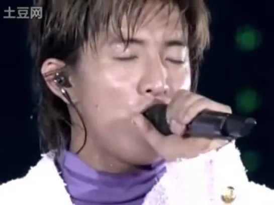 SMAP 2003 (MIJ TOUR LIVE / 02)