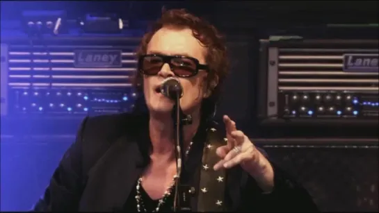 Black Country Communion - Man in the Middle (Live at Stadtpark in Hamburg, Gemany on 16 July 2011)