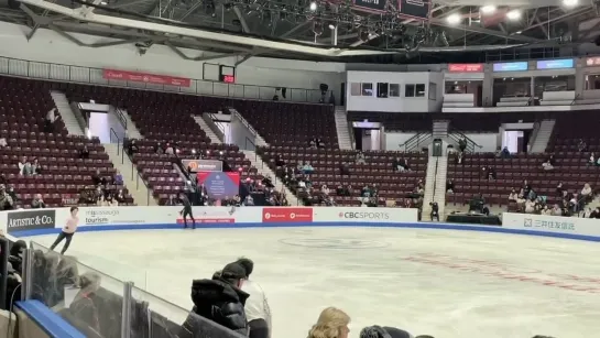 2022.10.27 Skate Canada FS practice @ melaniebg720