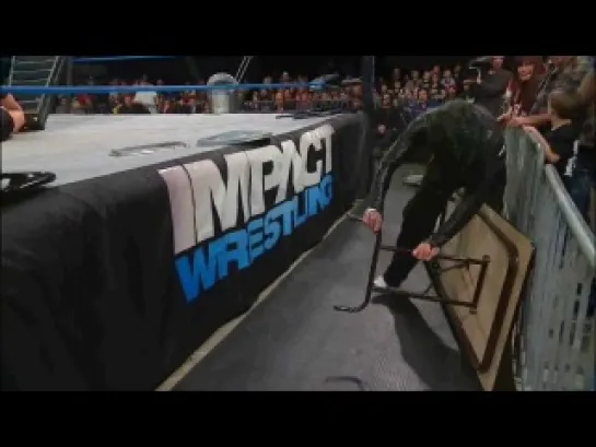 TNA Impact Wrestling 07.11.2013 - Jeff Hardy vs Chris Sabin (Full Metal Mayhem Match)