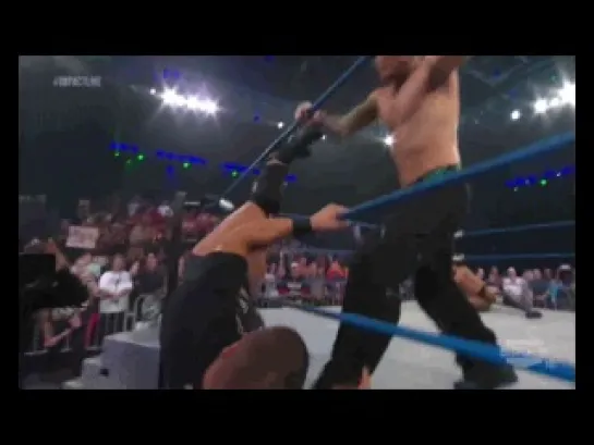 TNA Impact Wrestling! 05.12.2013 - Kurt Angle vs. Magnus (Jeff Hardy save Angle)