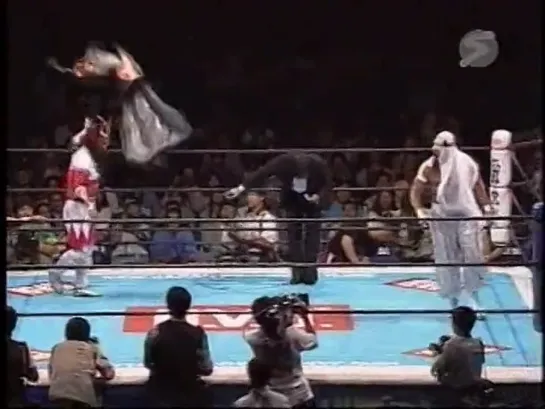 NJPW 23.09.1995 - Sabu vs. Jushin Liger