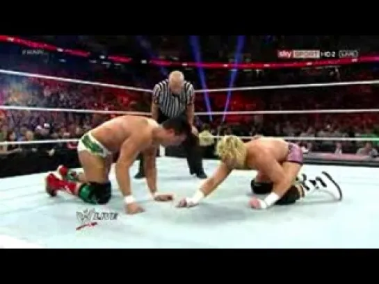 Dolph Ziggler cash in Money In The Bank Contract on Raw 08.04.2013 WTC