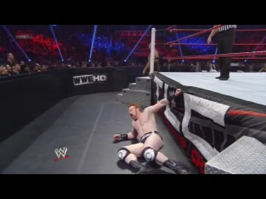 [Wrestling Gallery]  WWE TLC 2012: World Heavyweight Champion Big Show vs. Sheamus (Chairs Match)[vk.com/sheamustcw]