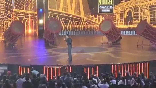 Салман на IIFa 2019 (03)